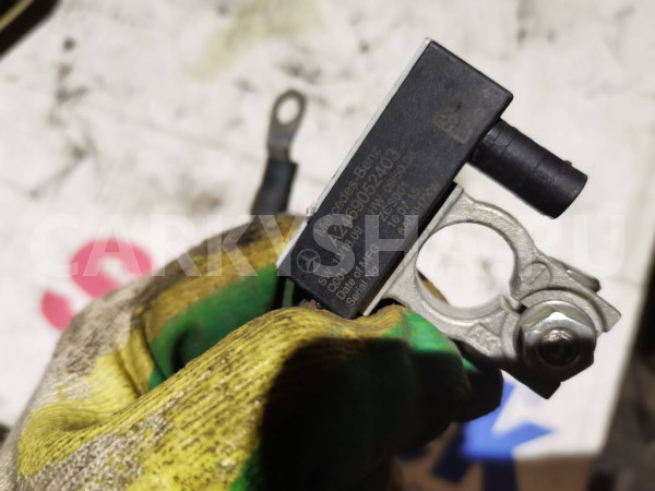 Провод массы Mercedes-Benz A-класс W176 270.910 Mercedes-Benz A-klasse оригинальный номер A2469052403
