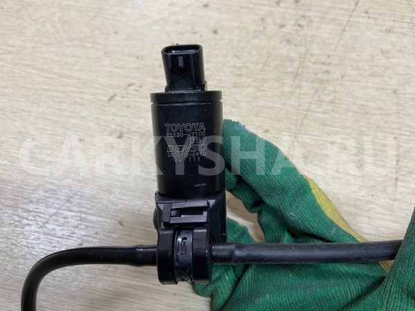 Моторчик омывателя Toyota RAV 4 V (XA50) оригинальный номер 85330-47100