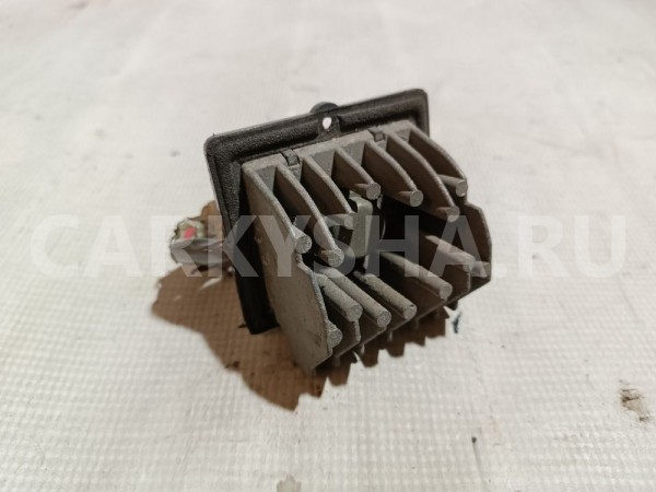 Резистор отопителя Toyota Camry 