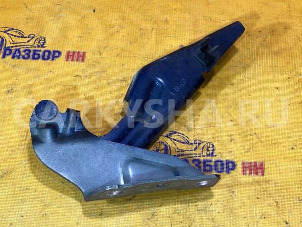 Петля капота правая Mitsubishi Outlander II рестайлинг (2009—2013) Mitsubishi i оригинальный номер MN175242