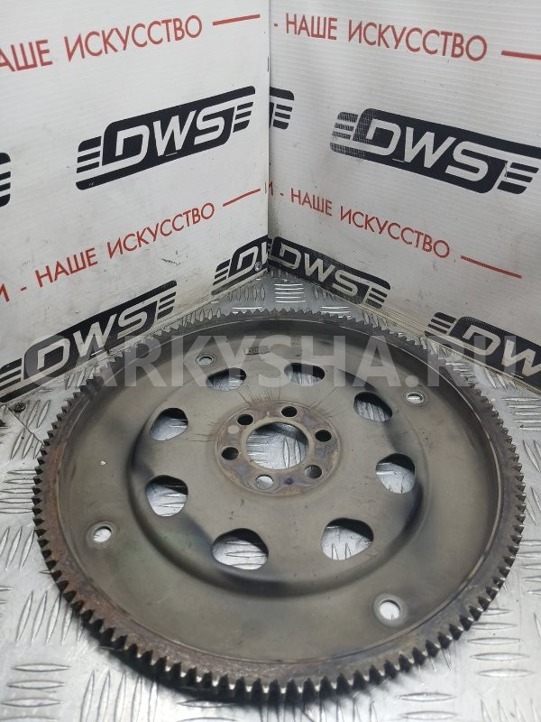 Маховик Nissan Avenir 