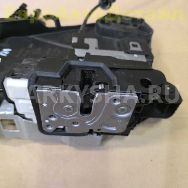 Замок передней двери Volvo S60 / V60 / XC40 2018г Volvo XC40 оригинальный номер 32353629