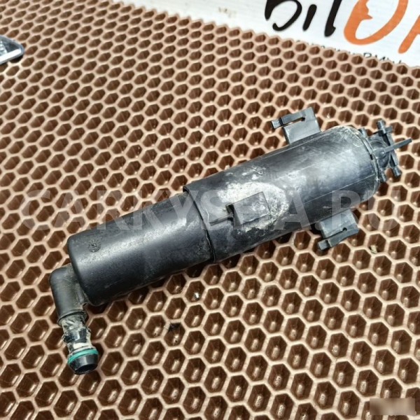 Форсунка омывателя фары BMW X6 