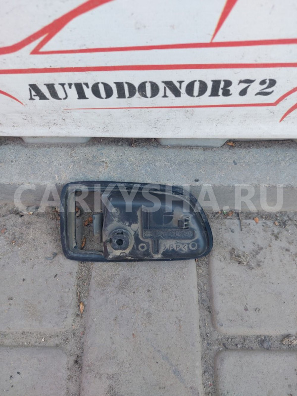 Накладка ручки внутренняя задняя левая Mazda 3 BK Mazda 2 оригинальный номер D35059303A