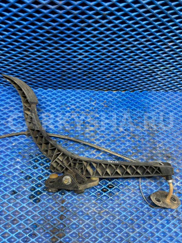 Педаль газа Hyundai Santa Fe I (2000—2012) Hyundai Santa Fe оригинальный номер 3272626100