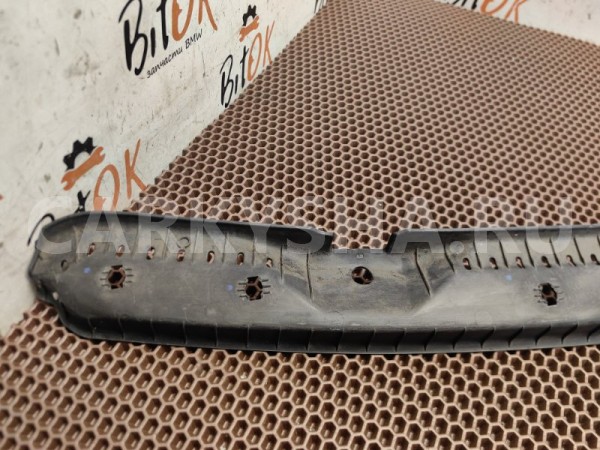 Молдинг капота BMW X1 