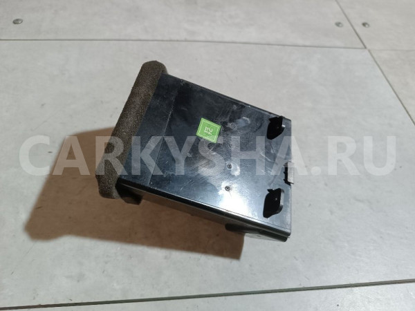 Дефлектор воздушный центральный Ssang Yong Kyron оригинальный номер 6962009000