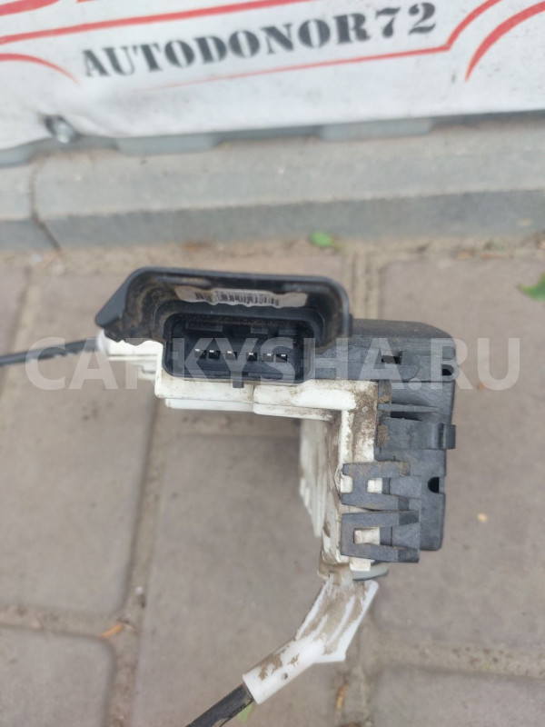 Замок двери задней правой Peugeot 308 Peugeot 308 оригинальный номер 9138Q7