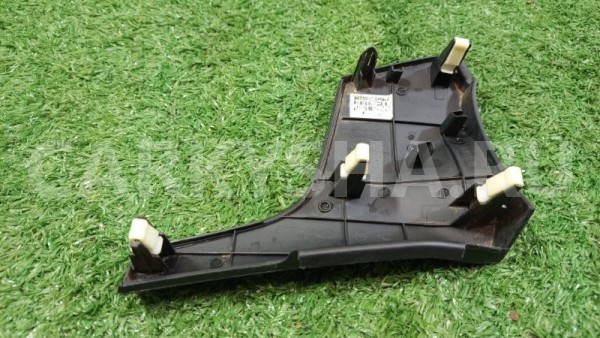 Накладка торпедо декоративная левая Hyundai Hyundai Elantra 