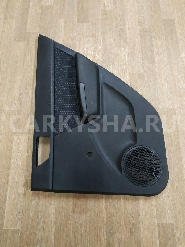 Обшивка двери задней правой Hyundai Getz оригинальный номер XZ