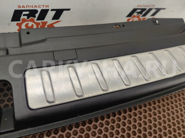 Накладка погрузочного борта BMW X3 оригинальный номер 51 48 7 396 611, 51 48 7 396 611, 51487396611, 7396611, 51 47 9 892 173, 51479892173, 9892173