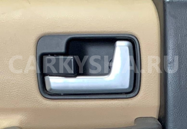 Ручка двери внутренняя левая Land Rover Discovery III 2004-2009 Land Rover Discovery оригинальный номер FVC500135WWE