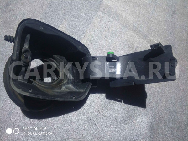 Ниша лючка бензобака BMW X5 E70 (2006—2010) BMW X5 оригинальный номер 51177160631