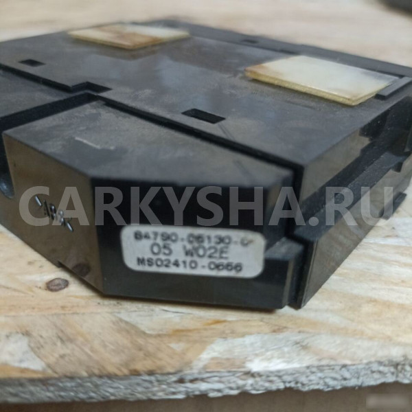 Кнопка подогрева заднего стекла toyota Avensis Toyota Avensis оригинальный номер 84790-0513