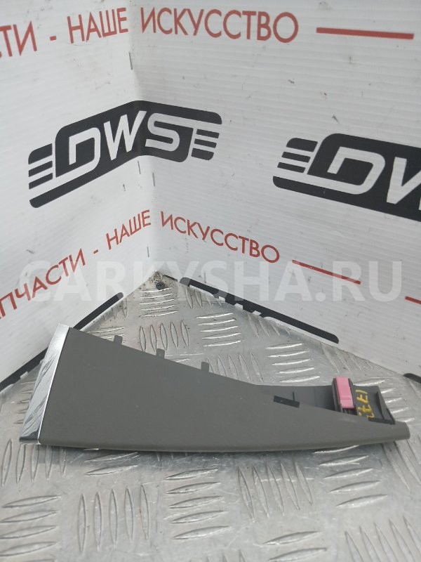 Накладка пластиковая в салон Toyota Camry 