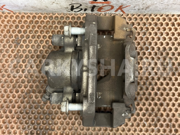 Суппорт тормозной BMW X1 оригинальный номер 34 11 6 778 146, 34 11 6 778 146, 34116778146, 6778146, 34 11 6 778 147, 34116778147, 6778147, 34 11 6 776 526, 34116776526, 6776526, 34 11 6 763 028, 34116763028, 6763028