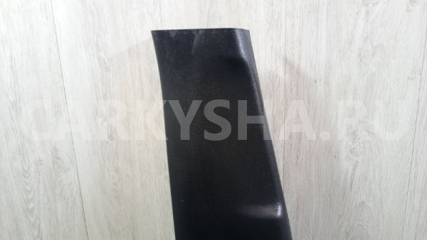 Обшивка центральной стойки нижняя левая Hyundai Hyundai Solaris оригинальный номер 858351R000