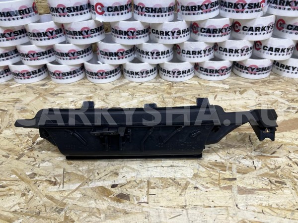 Воздуховод центральный в торпеду Lexus NX II оригинальный номер 55950-F6010