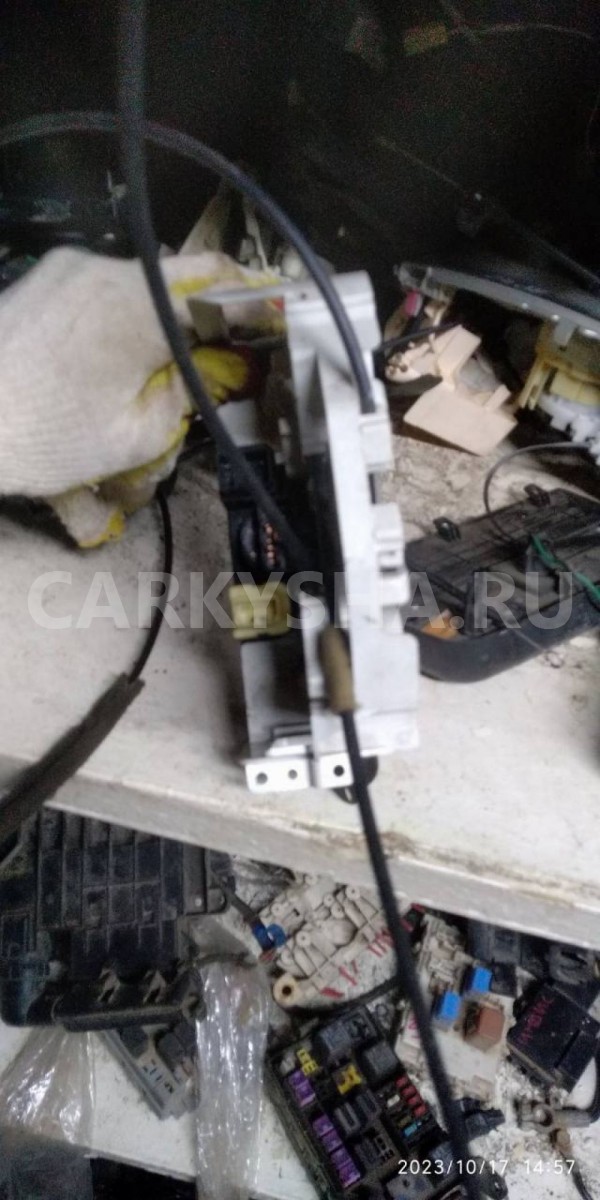 Блок управления печкой Mazda Demio DW (1996—2003) Mazda 2 оригинальный номер DC7161190A