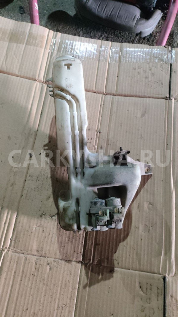 Бачок омывателя Mitsubishi Chariot II Mitsubishi Chariot 