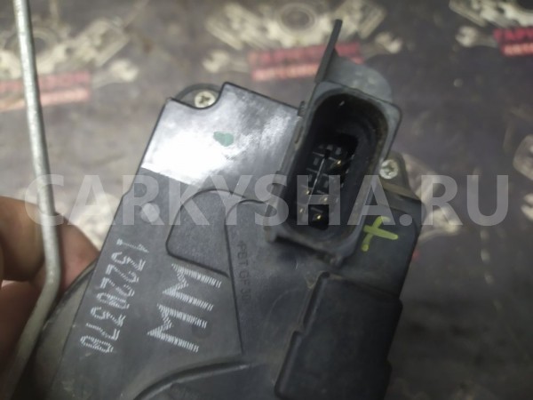 Замок передней правой двери Opel Astra H GTC Opel Astra оригинальный номер 13220370