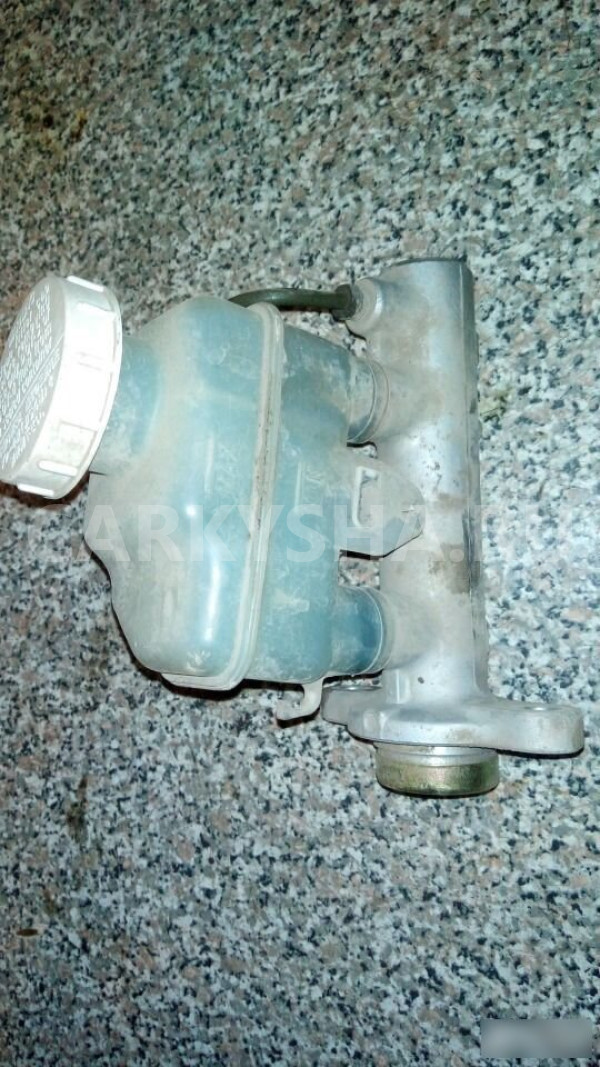 Цилиндр тормозной главный Mitsubishi Lancer, IX Mitsubishi i оригинальный номер 4625A020