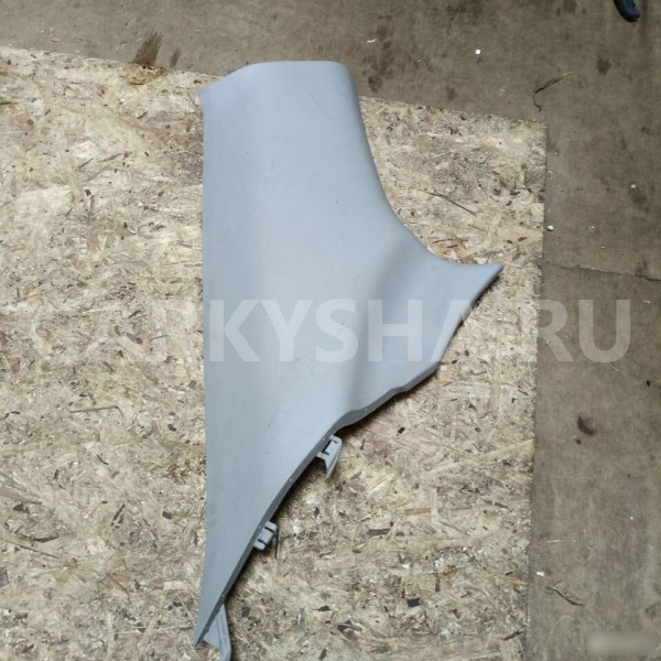 Обшивка задней стойки левая mitsubishi lancer 10 Mitsubishi Lancer оригинальный номер 7212A053