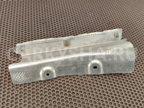 Кронштейн защиты BMW 5er оригинальный номер 51 48 7 185 204, 51 48 7 185 204, 51487185204, 7185204