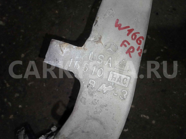 Поворотный кулак правый Mercedes ML W166 2012 Mercedes-Benz M-klasse оригинальный номер A1663301020