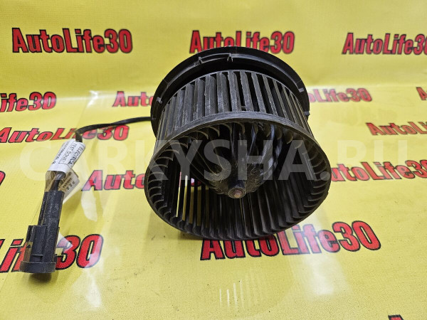 Моторчик отопителя Renault Duster оригинальный номер N106415P