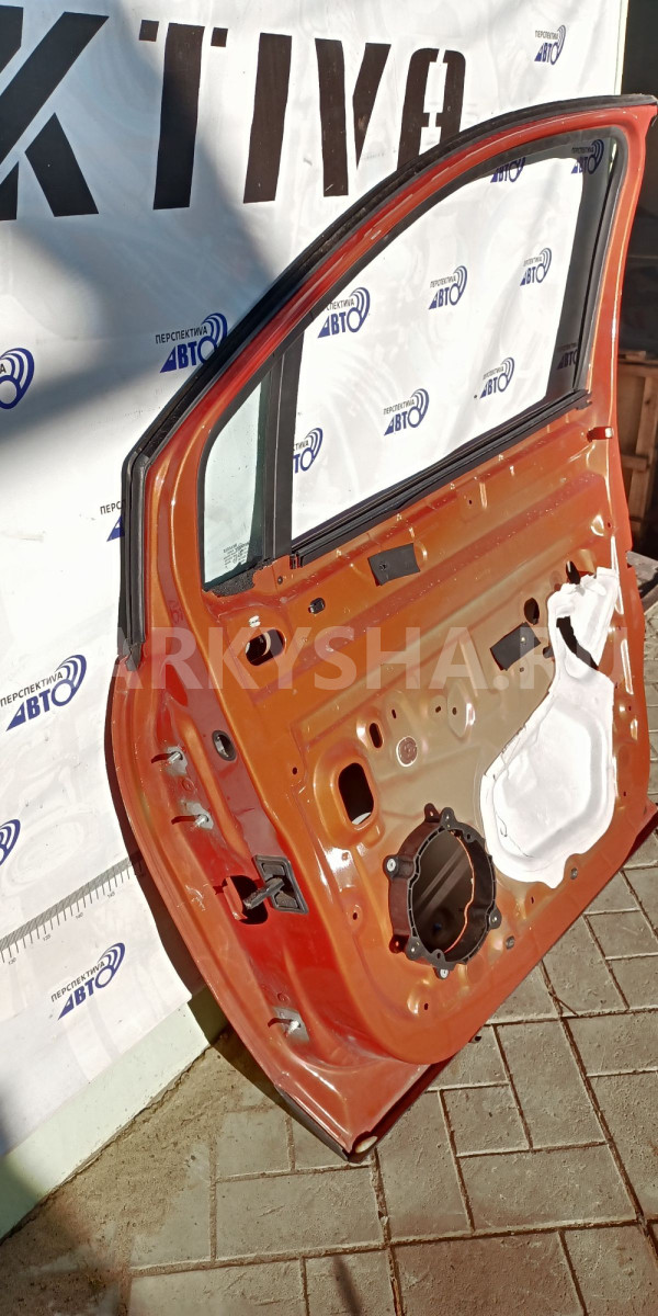 Дверь передняя правая Renault Kaptur 2019 Renault 16 оригинальный номер 801001400R