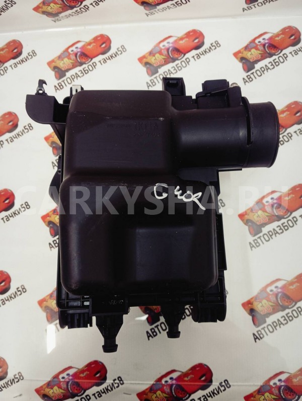 корпус воздушногo фильтра Nissan Juke 