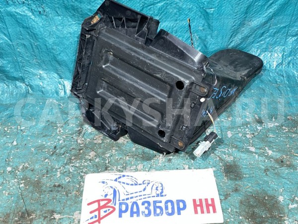 Воздуховод бампера левый Jaguar XF I (2007—2011) Jaguar XF оригинальный номер C2D2730 / C2Z9416