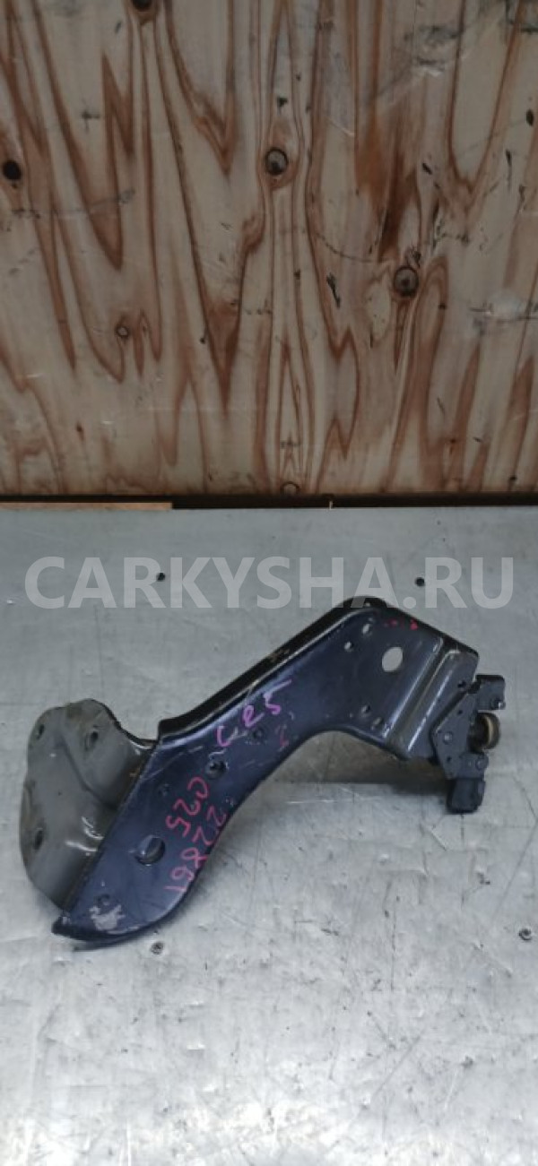 Петля двери Nissan Serena 