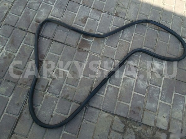 Уплотнитель проема двери перед правой VW golf+ Volkswagen Golf Plus оригинальный номер 5M0867911D