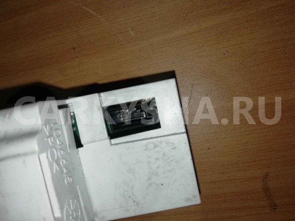 Часы Mercedes-Benz E-класс W212/S212/C207/A207 рестайлинг (2013—2016) Mercedes-Benz E-klasse оригинальный номер a2188270270