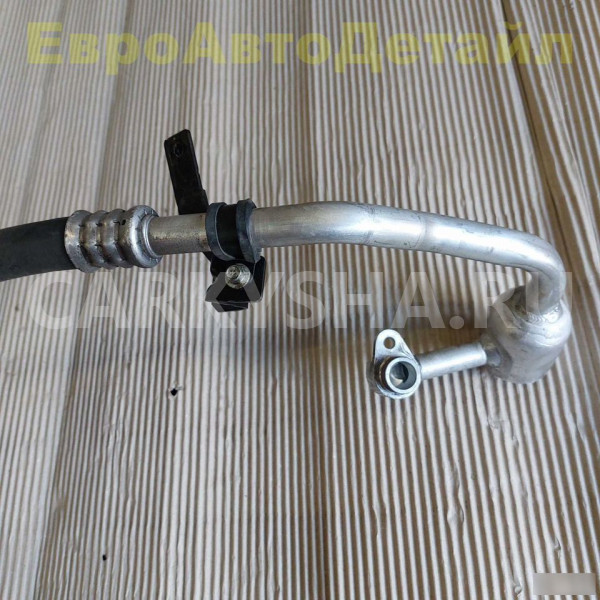 Трубка кондиционера Land Rover L405 / L462 / L494 Land Rover Range Rover оригинальный номер LR071863