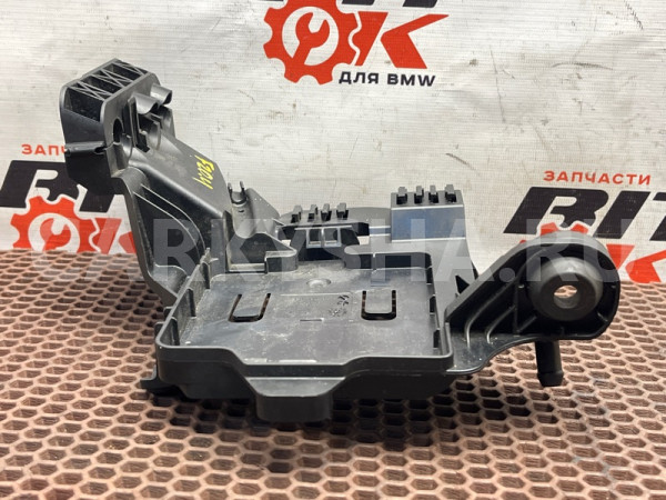 Кронштейн модуля питания BMW X1 оригинальный номер 12 90 7 604 347, 12 90 7 604 347, 12907604347, 7604347