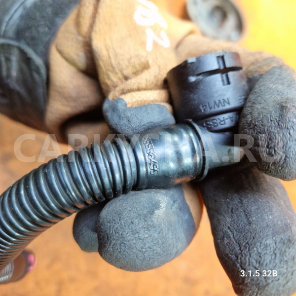 Трубка вентиляции opel astra H/J Z18XER 1.8 F18D4 Opel Astra оригинальный номер 55556495