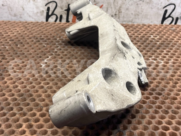 Кронштейн двигателя Mini Clubman оригинальный номер 22 11 6 772 032, 22 11 6 772 032, 22116772032, 6772032