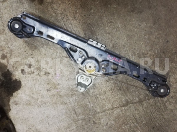 Стеклоподъемный механизм справа сзади A2037300446 Mercedes-Benz C-Class W203 Mercedes-Benz C-klasse 