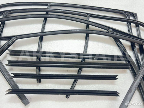 Уплотнитель стекла двери BMW 3 F30 N20B20 2012 BMW 3er оригинальный номер 51 33 7 258 325
