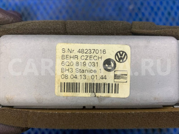Радиатор отопителя Volkswagen Polo 5 Volkswagen Polo оригинальный номер 6R0 819 031