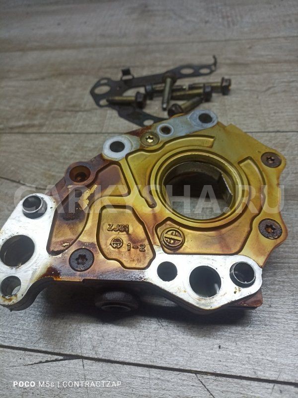 Масляный насос Mazda 3 BK рестайлинг (2006—2009) Mazda 2 оригинальный номер ZJ0114100