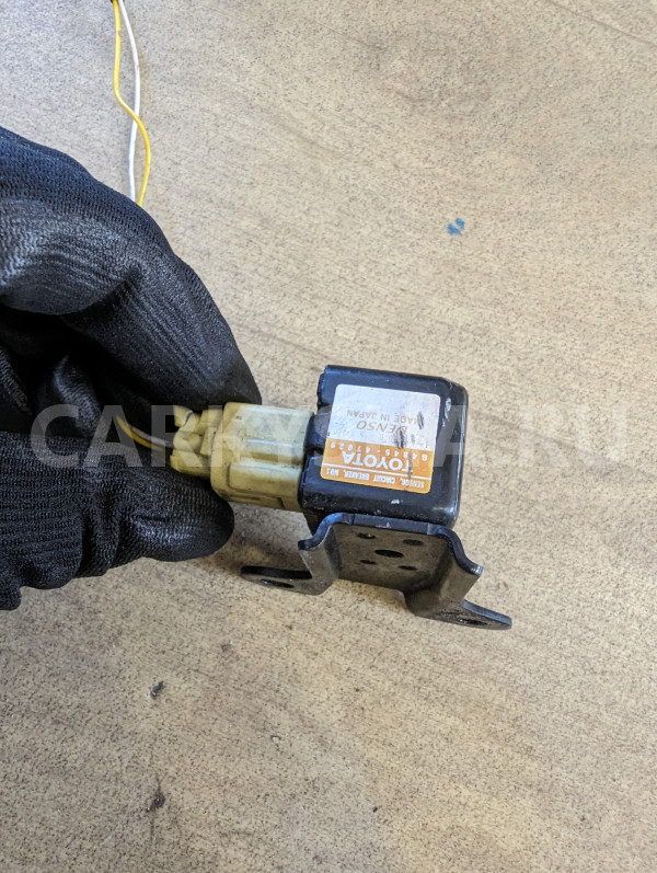 Датчик air bag Toyota Prius оригинальный номер G4845-47020