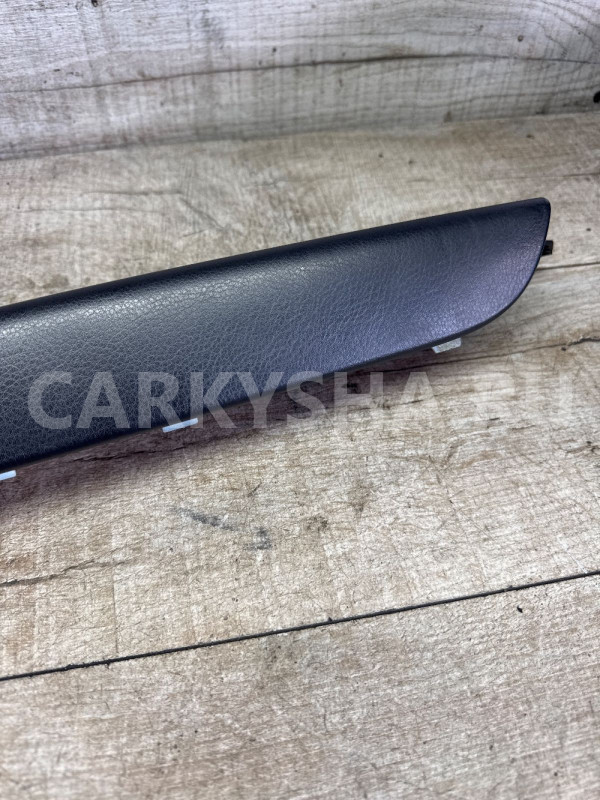 Подлокотник задний левый Volkswagen Touareg II Volkswagen Touareg оригинальный номер 7p6867375a