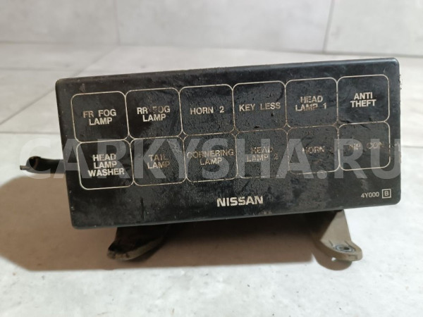 Блок предохранителей подкапотный Nissan Cefiro оригинальный номер 243822Y110