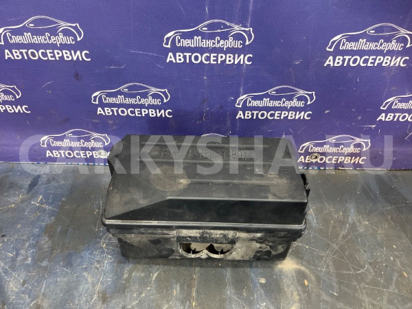 Блок предохранителей подкапотный Ssang Yong Kyron Ssang Yong Kyron оригинальный номер 8231009032