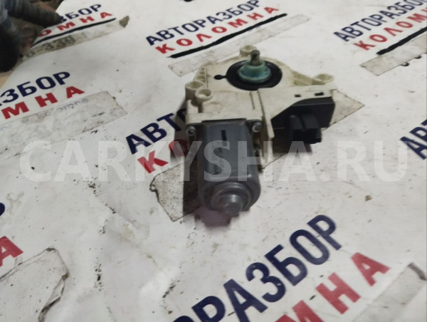 Моторчик стеклоподъемника Audi Q7 4L0959802B, пере Audi 200 оригинальный номер 4L0959802B