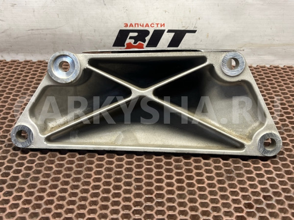 Кронштейн двигателя BMW X3 оригинальный номер 22 11 3 417 661, 22 11 3 417 661, 22113417661, 3417661, 22 11 3 415 180, 22113415180, 3415180